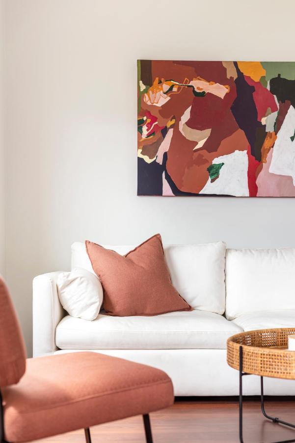 The Elements L Fire L 4 Stunning Each With Private Outdoor Dining L Walk To The L Family Friendly L Wifi L Netflix L Outdoor Shower L Communal Bbq Pavilion And Lawn Area L Christies Beach